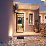 Kastrinos Maisonettes Lejlighedshotel 4*