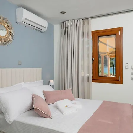 Kastrinos Maisonettes Appart hôtel 4*