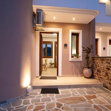 Kastrinos Maisonettes Apartahotel 4*