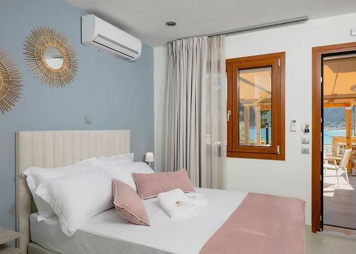 Kastrinos Maisonettes Aparthotel 4*