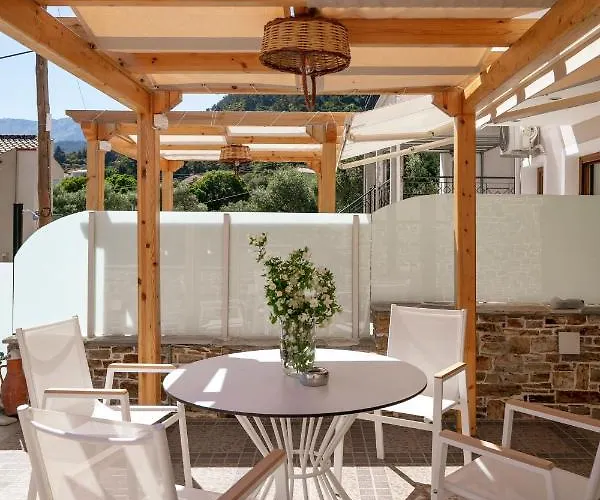 Kastrinos Maisonettes 4*