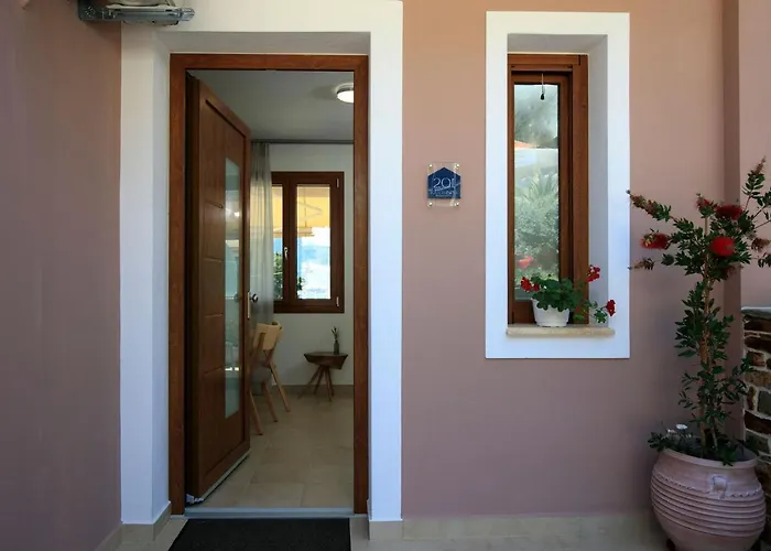 Kastrinos Maisonettes Aparthotel 4*