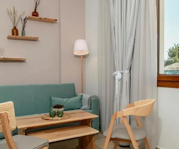 Kastrinos Maisonettes 4*