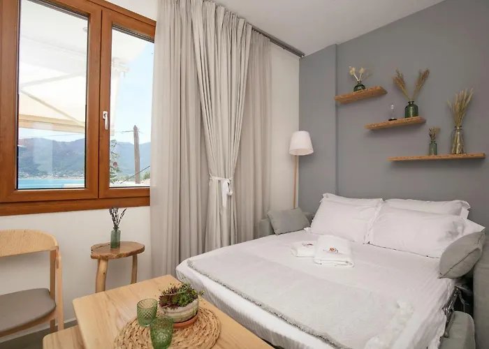 Kastrinos Maisonettes 4*